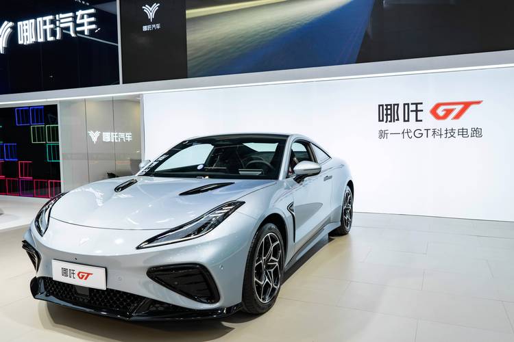 广州荔湾区扬隆远企业管理咨询哪吒汽车在智能汽车领域的表现，领途汽车在新能源汽车市场中的影响力